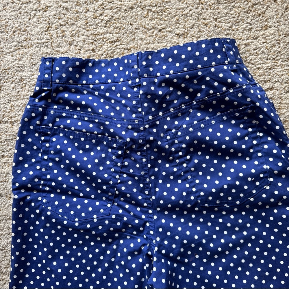 Lauren Jeans Co. Ralph Lauren Size 4 Royal Blue White Polka Dot Capri Pants - Picture 8 of 8